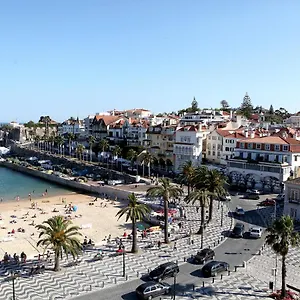 Happy Cascais
